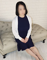 町田人妻デリヘル【熟女の風俗最終章 町田店】えり